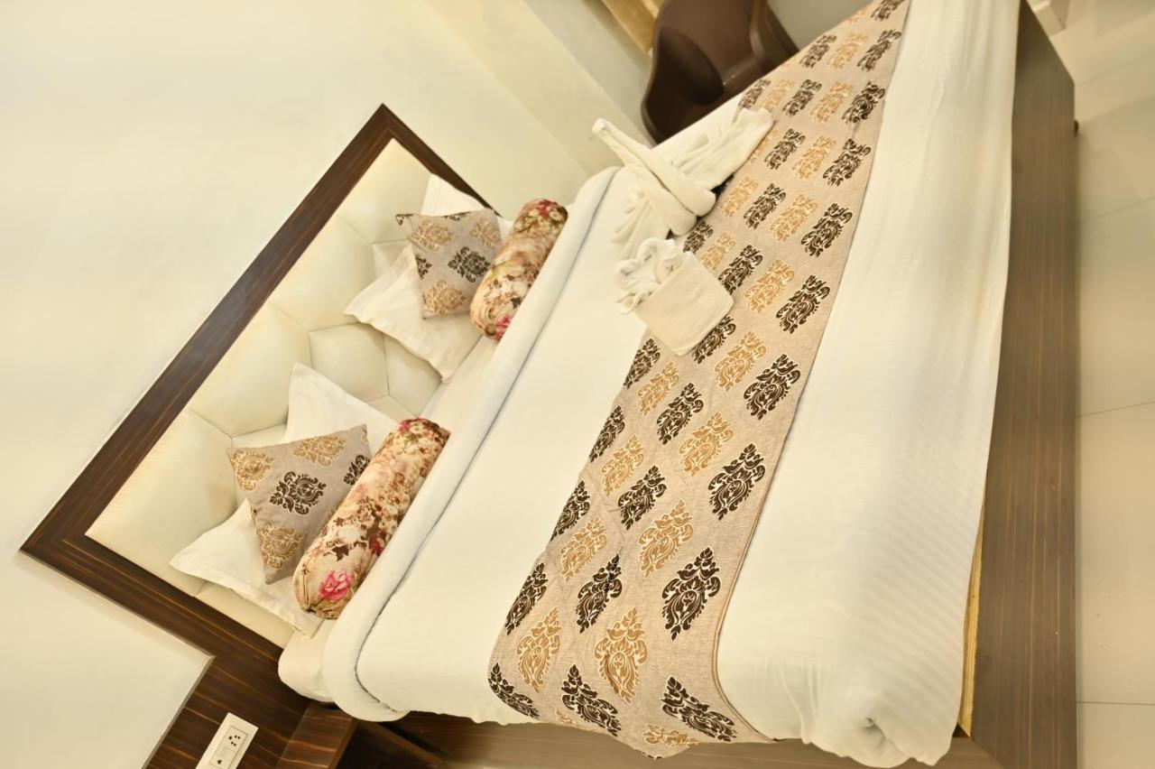Hotel Shine Star By Tag Your Trip Near Golden Temple Amritsar Exterior foto